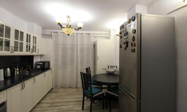Piata Alba Iulia-Burebista/complet renovat