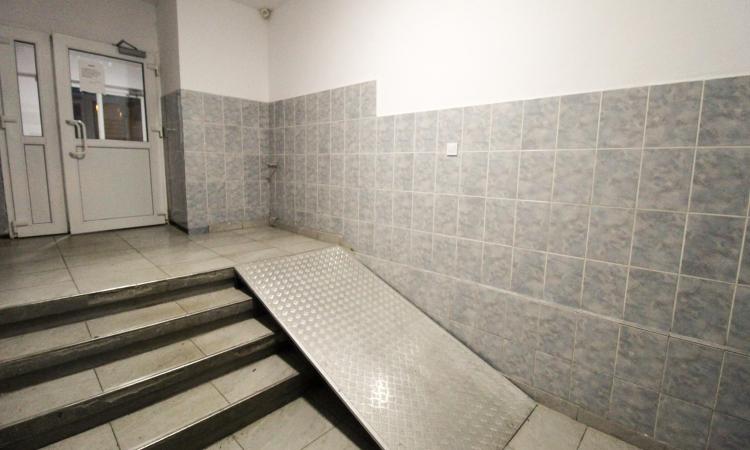 Nerva Traian-Timpuri Noi-1 minut Bld. Nerva Traian/Bloc reabilitat termic