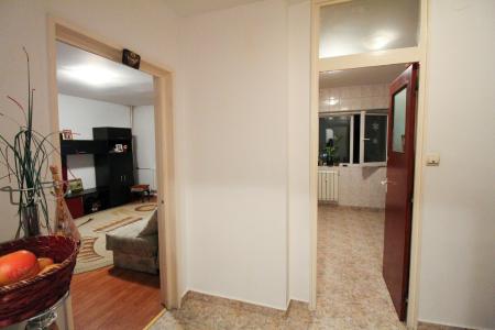 Nerva Traian-Timpuri Noi-1 minut Bld. Nerva Traian/Bloc reabilitat termic
