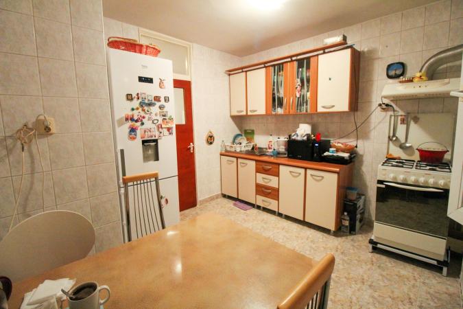 Nerva Traian-Timpuri Noi-1 minut Bld. Nerva Traian/Bloc reabilitat termic