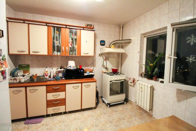 Nerva Traian-Timpuri Noi-1 minut Bld. Nerva Traian/Bloc reabilitat termic