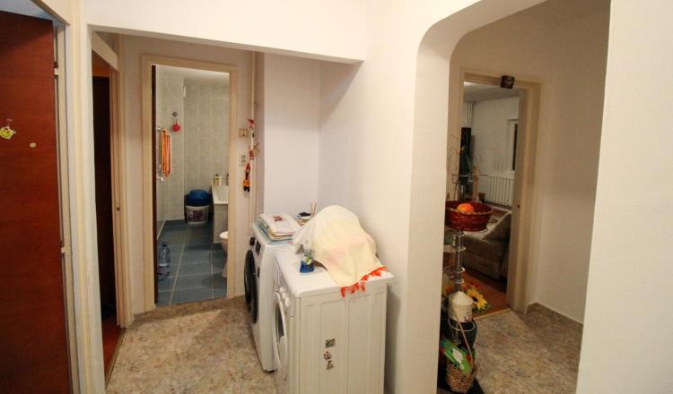 Nerva Traian-Timpuri Noi-1 minut Bld. Nerva Traian/Bloc reabilitat termic