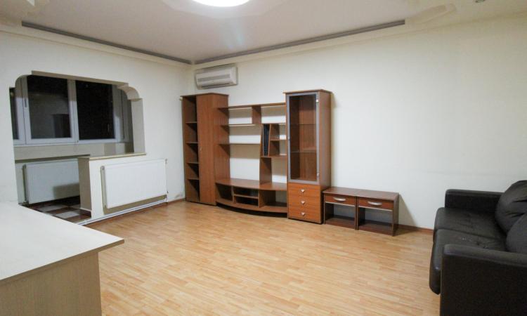 Nerva Traian-Bld. Nerva Traian-Timpuri Noi/Centrala termica proprie-65 mp