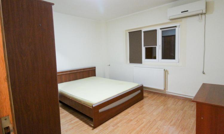 Nerva Traian-Bld. Nerva Traian-Timpuri Noi/Centrala termica proprie-65 mp