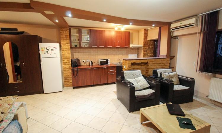 Garsoniera Mall Vitan parter 38mp
