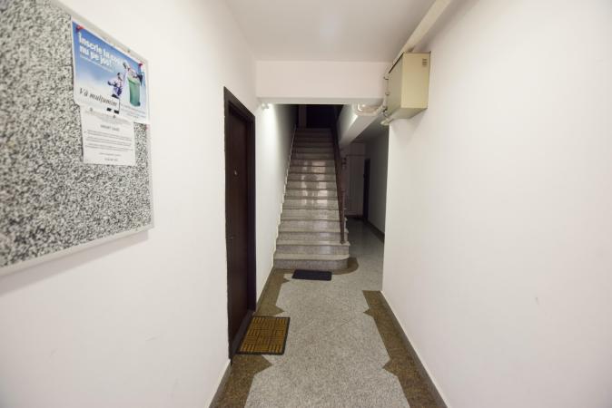 Apartament 3 camere -SUT 95 MP - mansarda inalta - Bucurestii  Noi