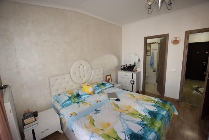Apartament 3 camere -SUT 95 MP - mansarda inalta - Bucurestii  Noi