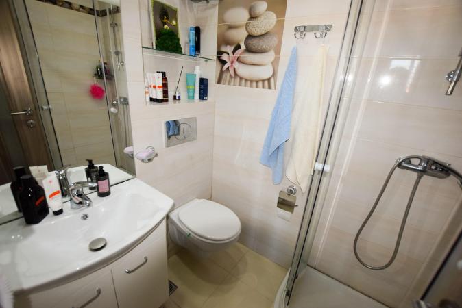 Apartament 3 camere -SUT 95 MP - mansarda inalta - Bucurestii  Noi