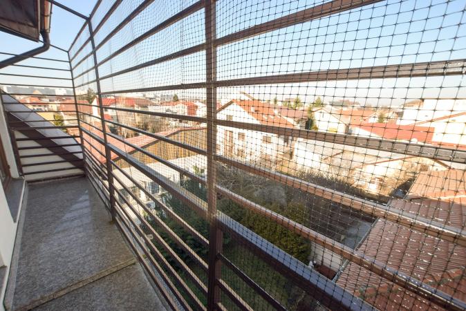 Apartament 3 camere -SUT 95 MP - mansarda inalta - Bucurestii  Noi