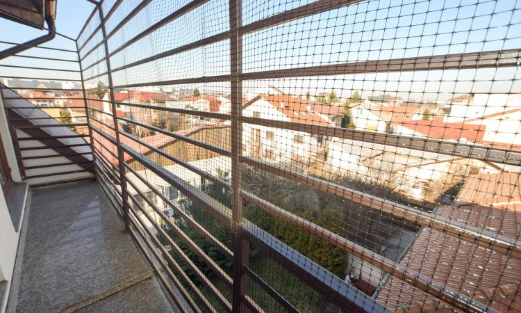 Apartament 3 camere -SUT 95 MP - mansarda inalta - Bucurestii Noi