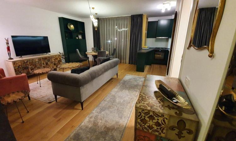Aviatiei park 2 camere Lux , loc de parcare inclus