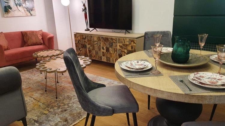 Aviatiei park 2 camere Lux , loc de parcare inclus
