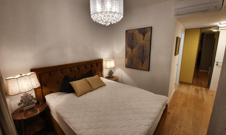 Aviatiei park 2 camere Lux , loc de parcare inclus