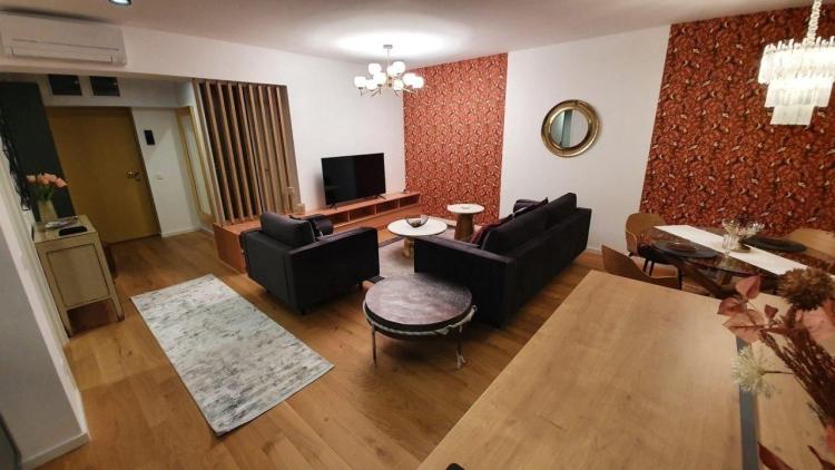 Aviatiei Park , 2 camere Lux , loc de parcare inclus