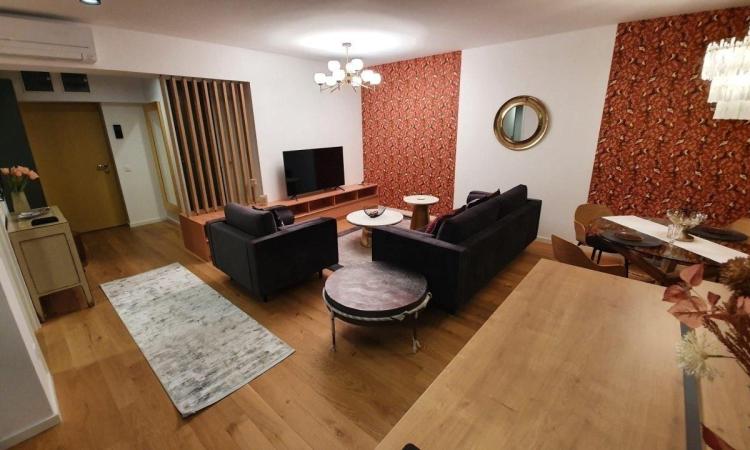 Aviatiei Park , 2 camere Lux , loc de parcare inclus