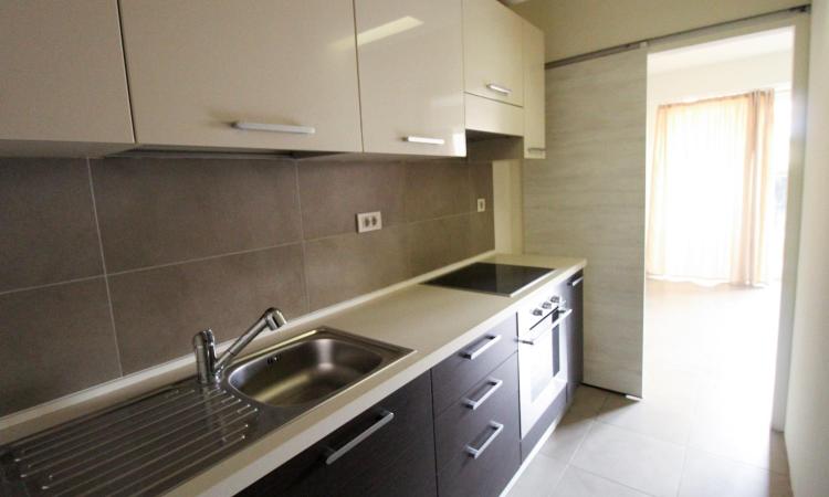 Piata Alba Iulia-Dristor-Incity-Studio cu terasa/loc de parcare