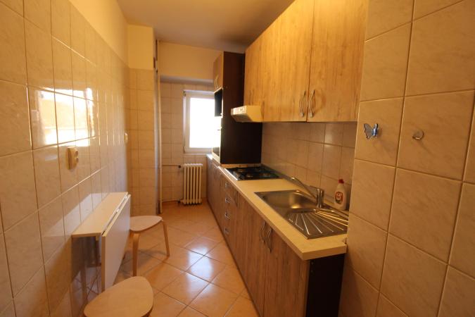 Matei Basarab-Calea Calarasilor-bloc mixt-45 mp