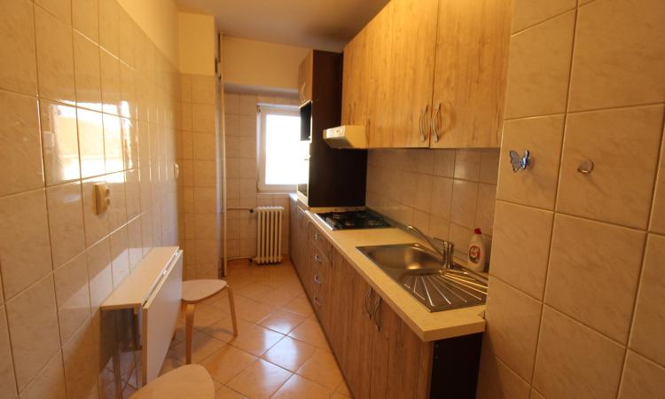 Matei Basarab-Calea Calarasilor-bloc mixt-45 mp