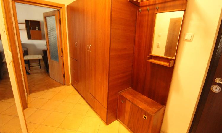 Matei Basarab-Calea Calarasilor-bloc mixt-45 mp