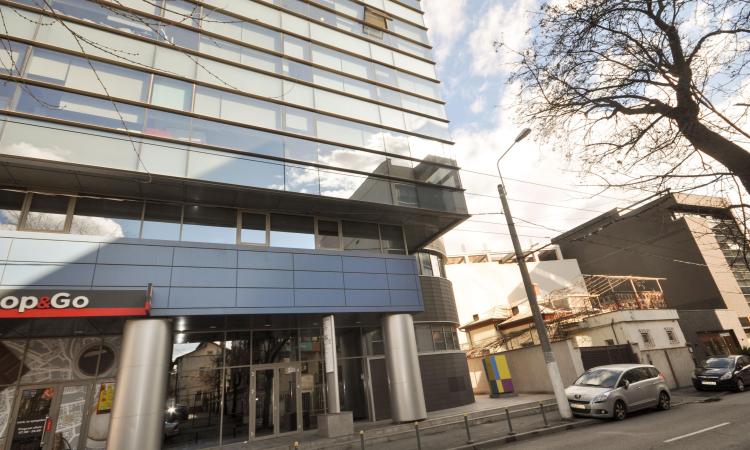 Decebal -Str Invingatorilor 24 - Spatiu de birouri - 800mp -Clasa A