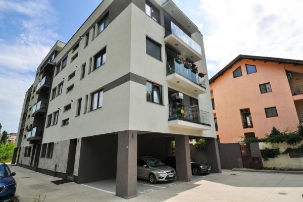 3 camere - Parter cu terasa 15mp - Parcul Lumea Copiilor -Tineretului