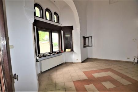 Vila Interbelica 10 camere Romana - A.S.E.
