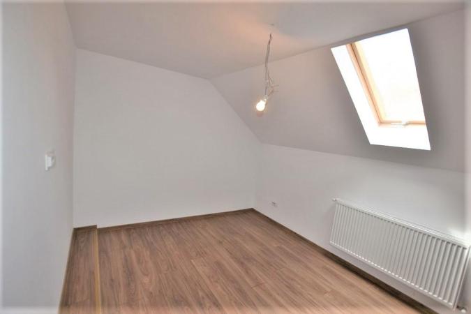 Vila Interbelica 10 camere Romana - A.S.E.