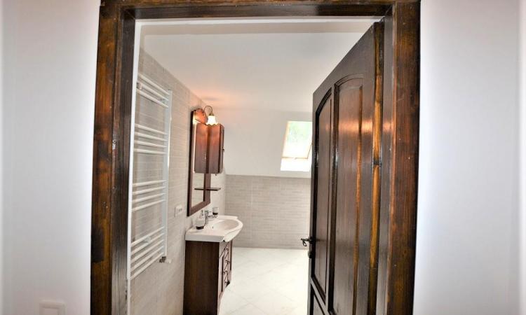 Vila Interbelica 10 camere Romana - A.S.E.