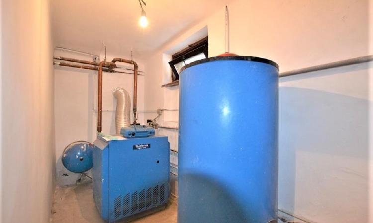 Vila Interbelica 10 camere Romana - A.S.E.