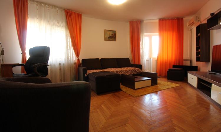 Unirii-Bd. Unirii-Piata Alba Iulia-TERASA