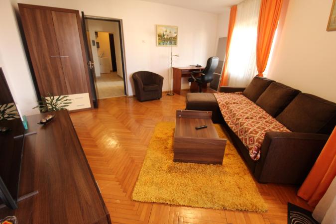 Unirii-Bd. Unirii-Piata Alba Iulia-TERASA