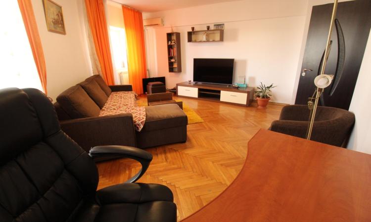 Unirii-Bd. Unirii-Piata Alba Iulia-TERASA
