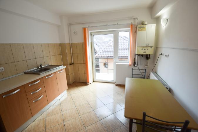 Calea Calarasi Piata Muncii Spatiu birouri in Vila 2005 3 camere