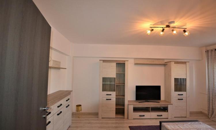 Apartament 2 Camere 1980 Piata Amzei - Metrou Piata Romana