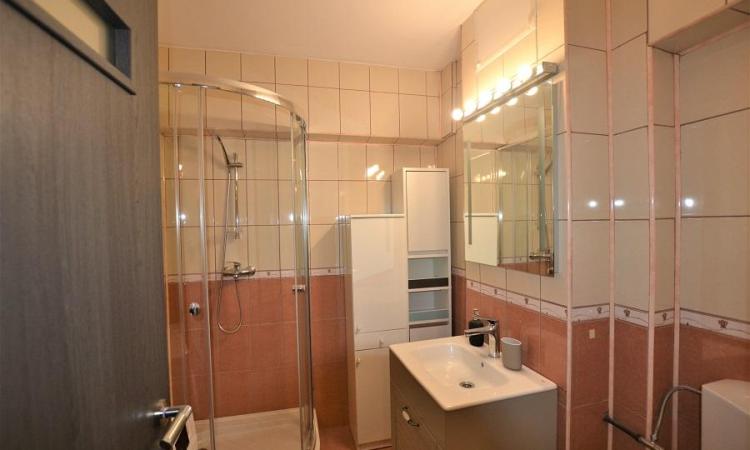 Apartament 2 Camere 1980 Piata Amzei - Metrou Piata Romana