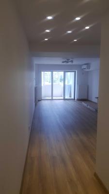 Rond Alba Iulia Decebal Spatiu birouri 4 camere 120mp