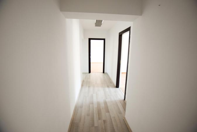 Bulevardul Unirii Fantani Spatiu birouri 4 camere 100mp