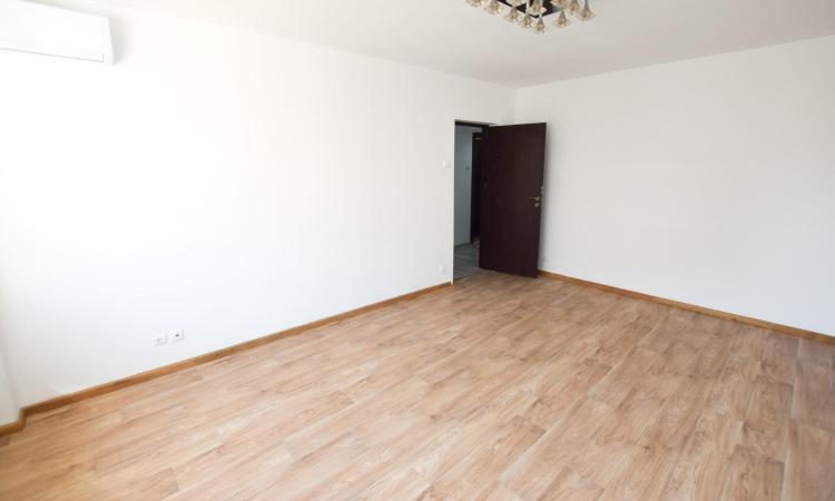 Bulevardul Unirii Fantani Spatiu birouri 4 camere 100mp