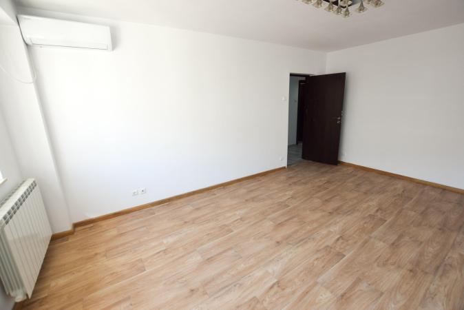 Bulevardul Unirii Fantani Spatiu birouri 4 camere 100mp