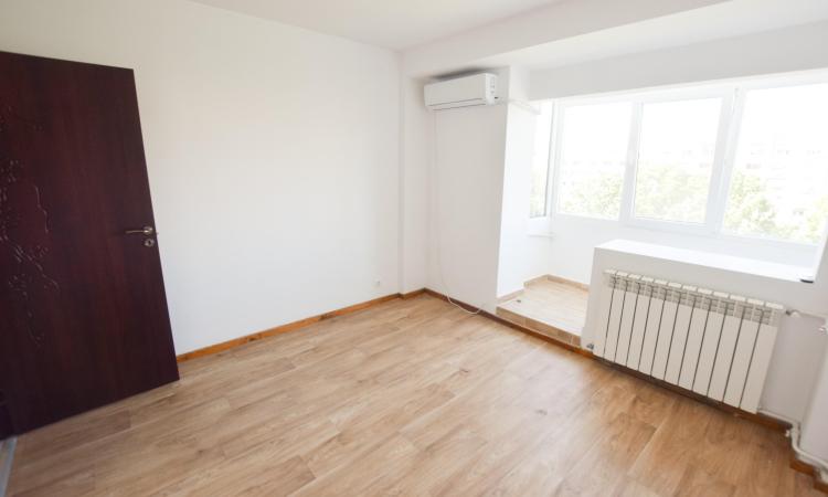 Bulevardul Unirii Fantani Spatiu birouri 4 camere 100mp