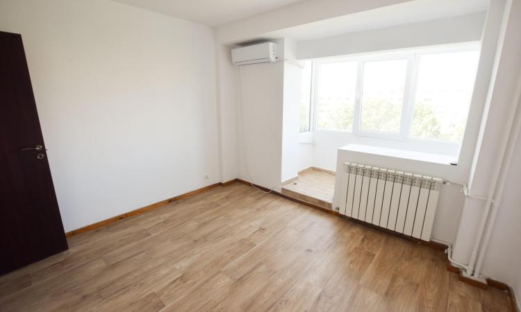 Bulevardul Unirii Fantani Spatiu birouri 4 camere 100mp
