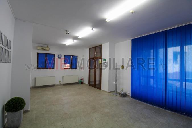 Eroilor Stirbei Berzei Spatiu birouri/comercial Doua camere