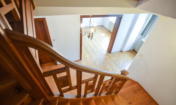 Decebal Rond Baba Novac Vila D+P+1+M 230mp Curte Centrala