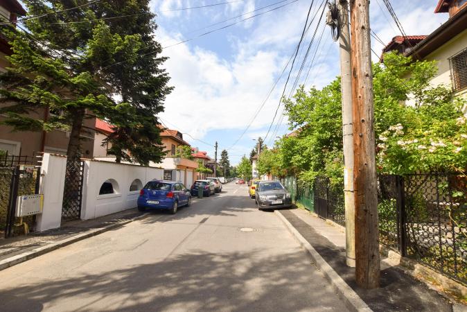 Decebal Rond Baba Novac Vila D+P+1+M 230mp Curte Centrala