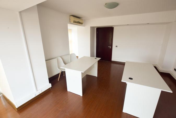 Bd Unirii Rond Alba Iulia Spatiu birouri 3 cam 110mp
