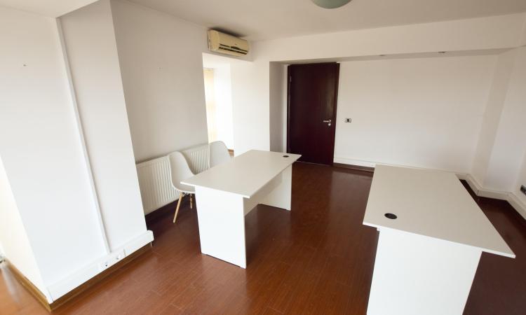 Bd Unirii Rond Alba Iulia Spatiu birouri 3 cam 110mp