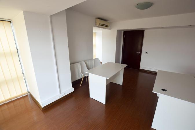 Bd Unirii Rond Alba Iulia Spatiu birouri 3 cam 110mp