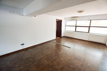 Rond Alba Iulia Bd Unirii Spatiu birouri 3 camere 100mp