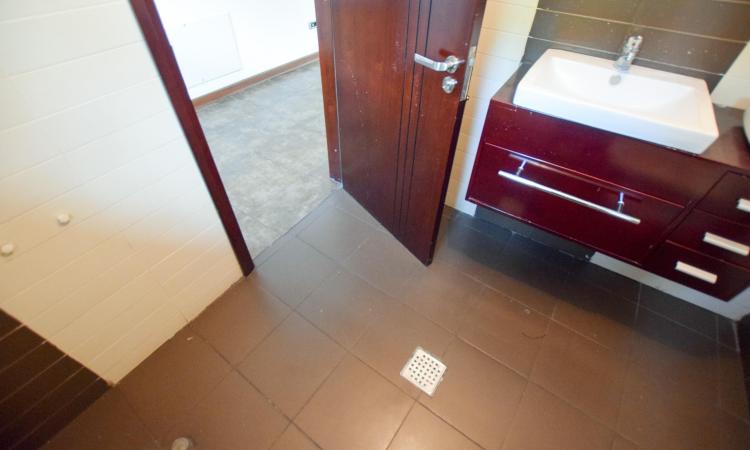 Rond Alba Iulia Bd Unirii Spatiu birouri 3 camere 100mp