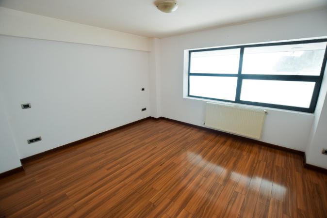 Rond Alba Iulia Bd Unirii Spatiu birouri 3 camere 100mp